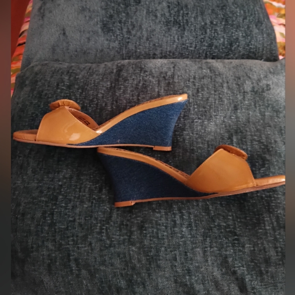 Diego Di Luca Patent Leather Wedges